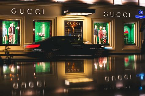 fatturato gucci 2017-2018|value of Gucci brand.